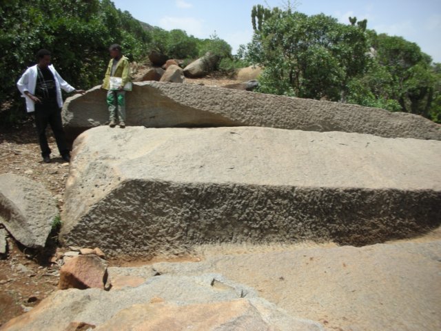 retowenttoseewherethelargegraniteblockscamefromusedforaksumsstelaeitissome5kmaway.jpg