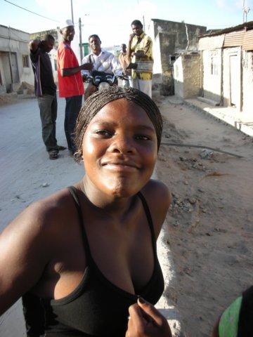 alsoyoungwomenliketoseetourists.jpg