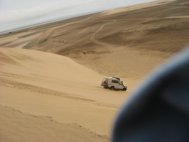 butdonteverattempttomakeacurvethevehiclewouldroll.jpg