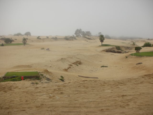 hentiesbaygolfcourseorshouldwecallitsandcourse.jpg