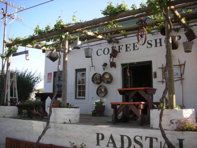 southafricahasmanycosyplacestheareasouthofcapetownisverynice.jpg
