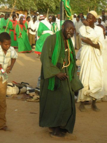 everyfridayinomdurmansocalleddervishesgathertodanceandsingafterwardstheyprayinthemosque2.jpg