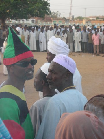 everyfridayinomdurmansocalleddervishesgathertodanceandsingafterwardstheyprayinthemosque7.jpg
